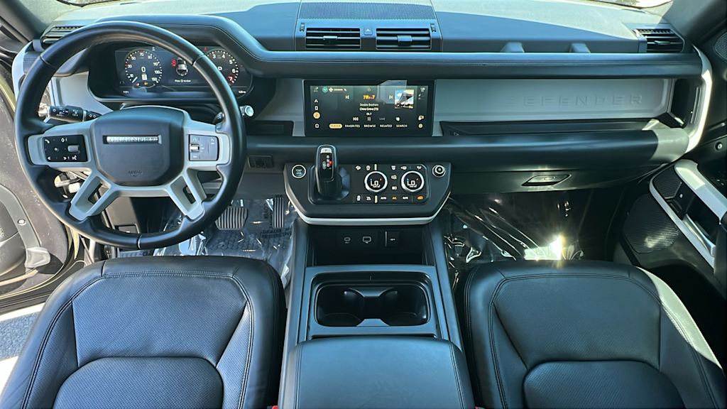 Thumbnail: 2023 Land Rover Defender - 12