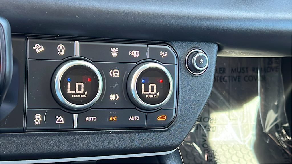 Thumbnail: 2023 Land Rover Defender - 22