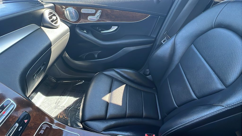 Thumbnail: 2017 Mercedes-Benz GLC - 11