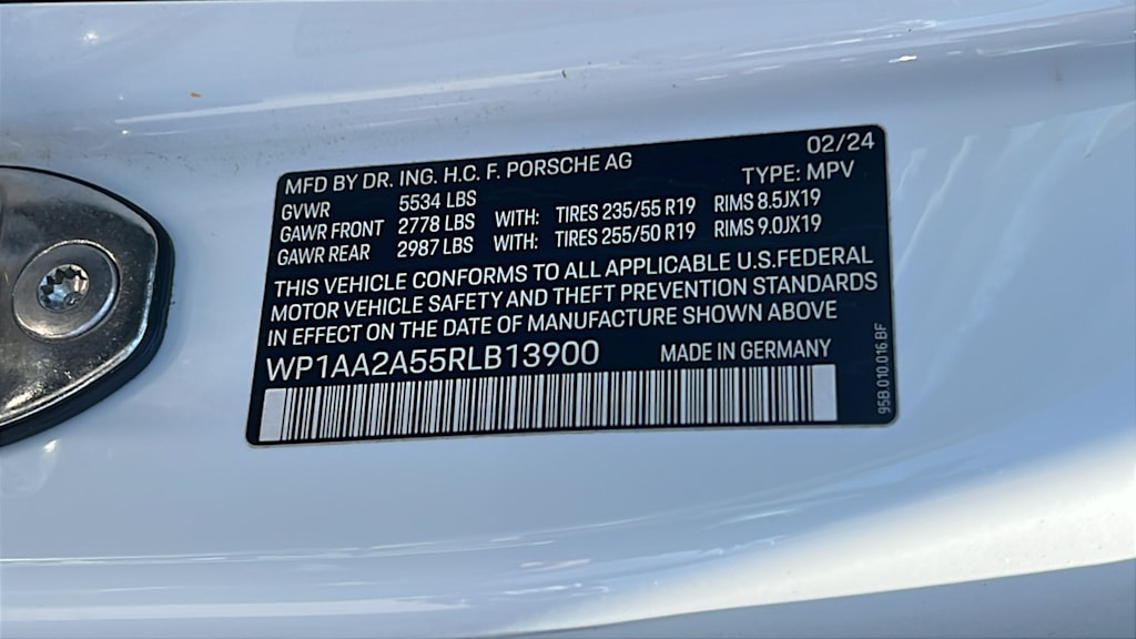 Thumbnail: 2024 Porsche Macan - 18
