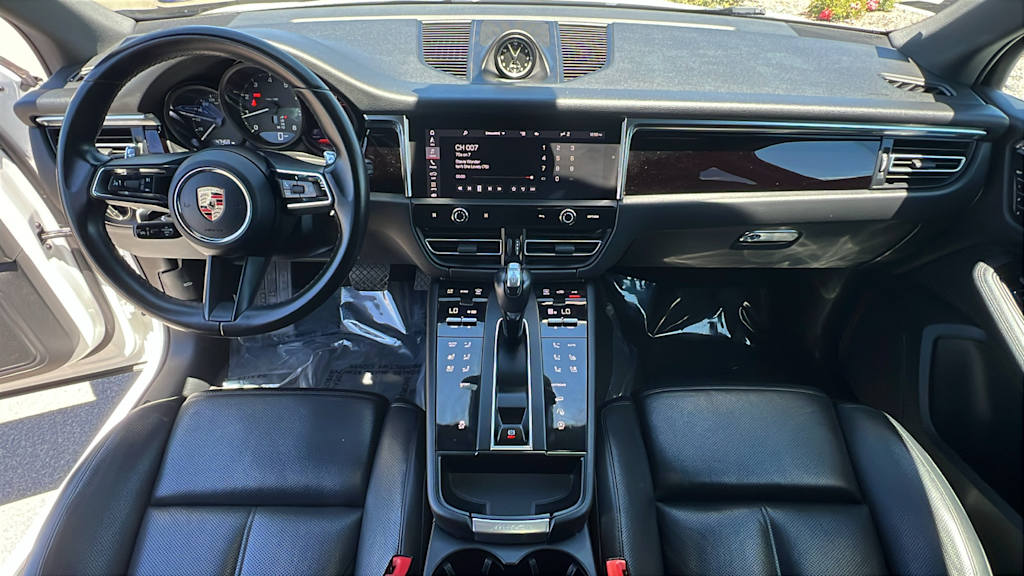Thumbnail: 2024 Porsche Macan - 13