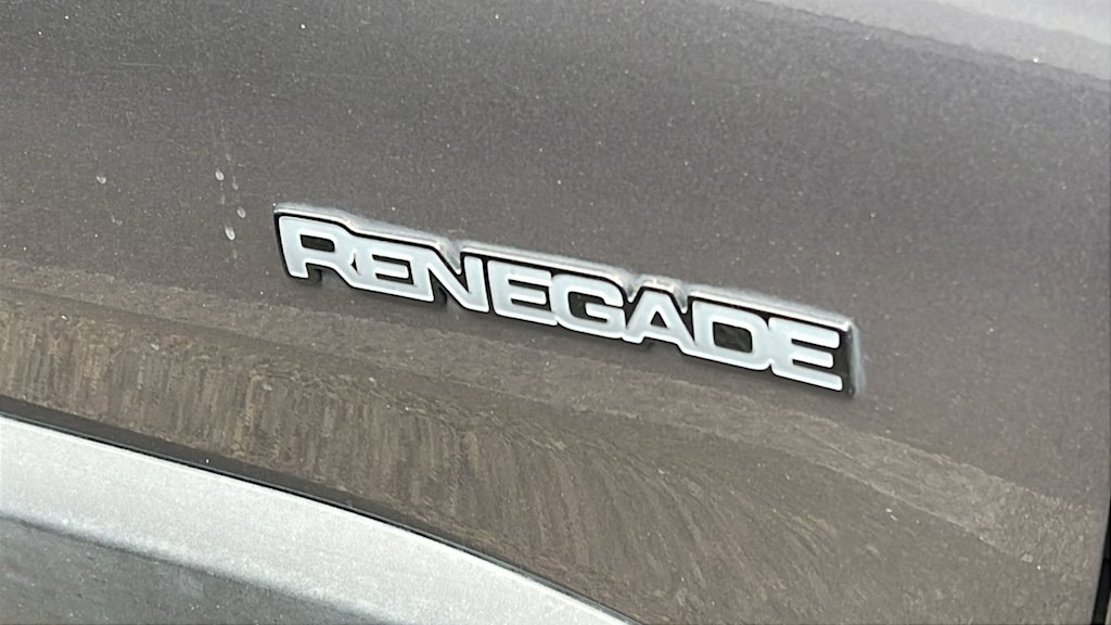 Thumbnail: 2018 Jeep Renegade - 5
