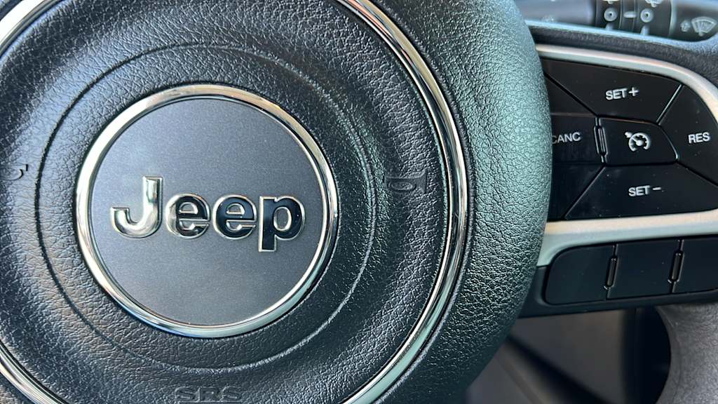 Thumbnail: 2021 Jeep Renegade - 27
