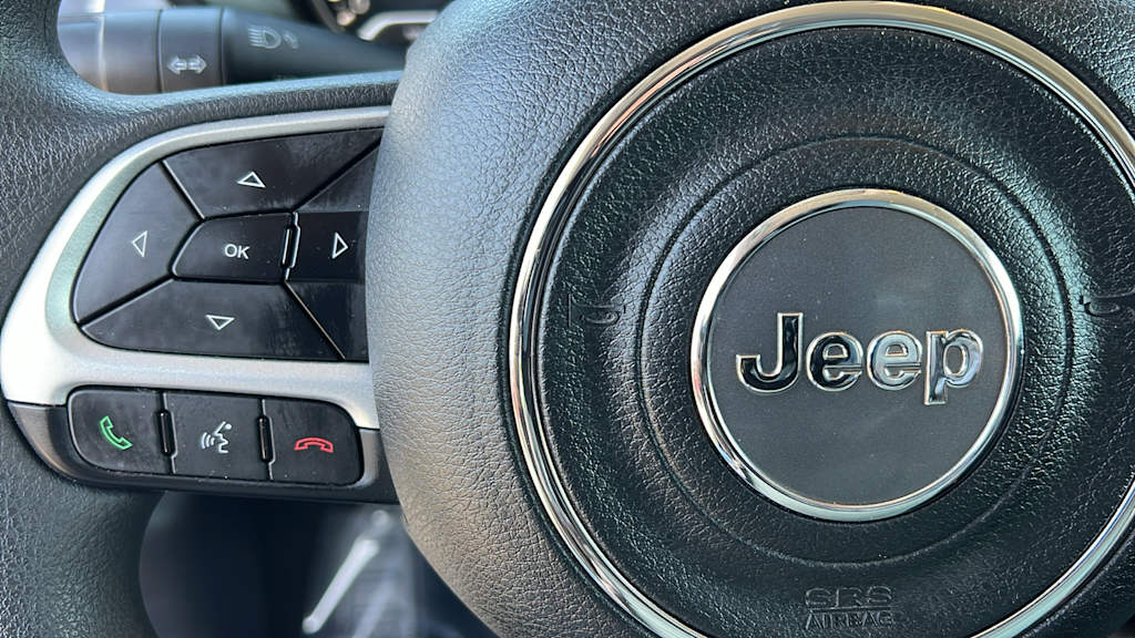 Thumbnail: 2021 Jeep Renegade - 26