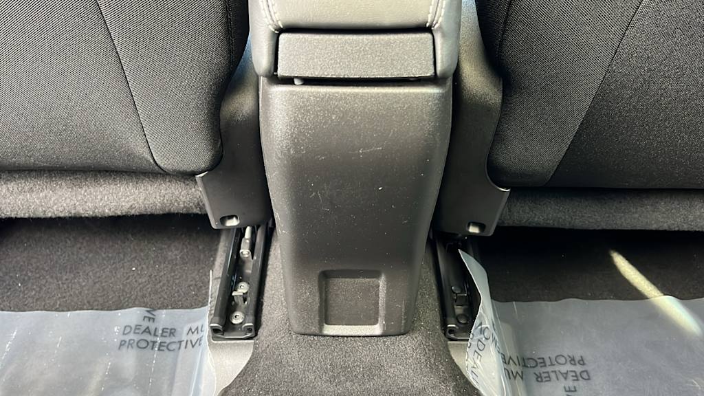 Thumbnail: 2023 Jeep Renegade - 29