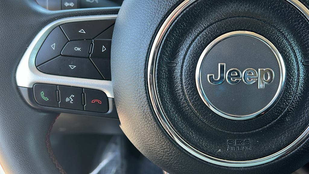 Thumbnail: 2023 Jeep Renegade - 24