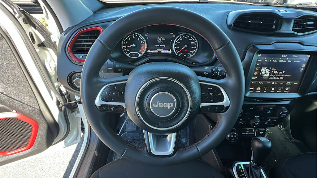 Thumbnail: 2023 Jeep Renegade - 9