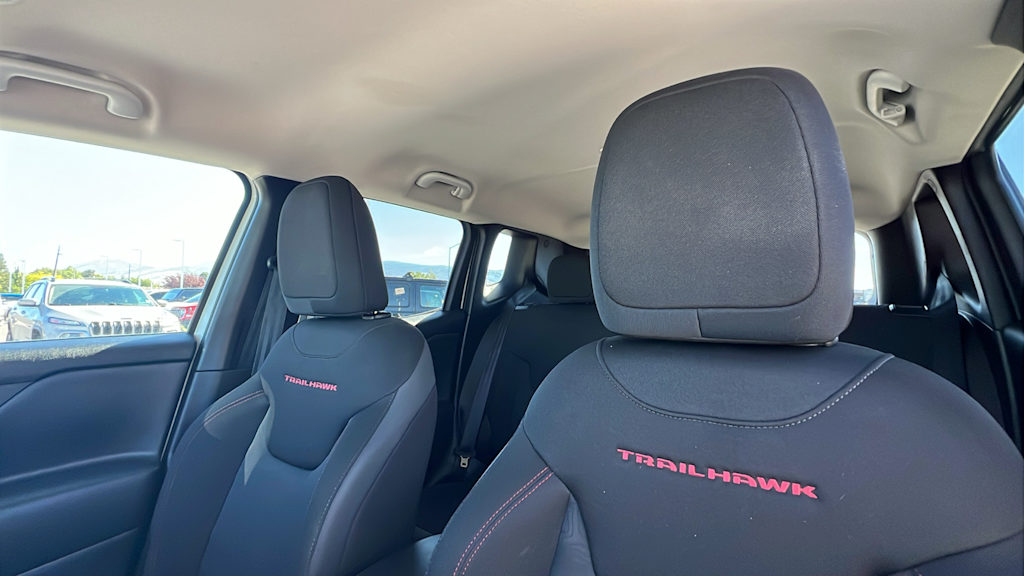 Thumbnail: 2023 Jeep Renegade - 10