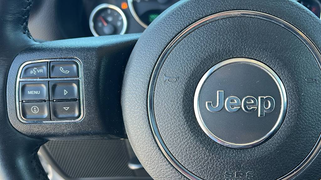 2017 Jeep Wrangler Unlimited Sahara 24