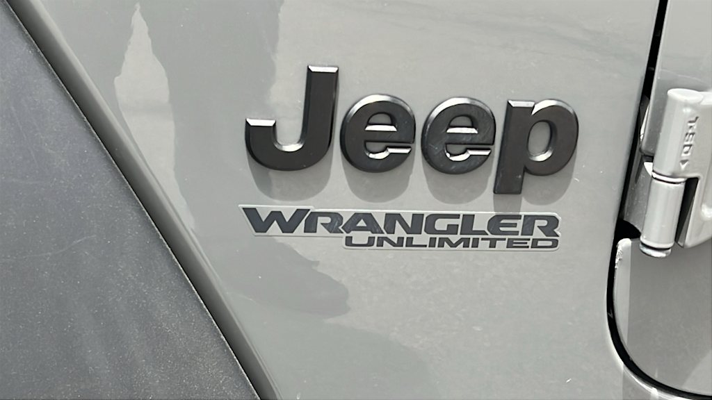 Thumbnail: 2021 Jeep Wrangler - 7