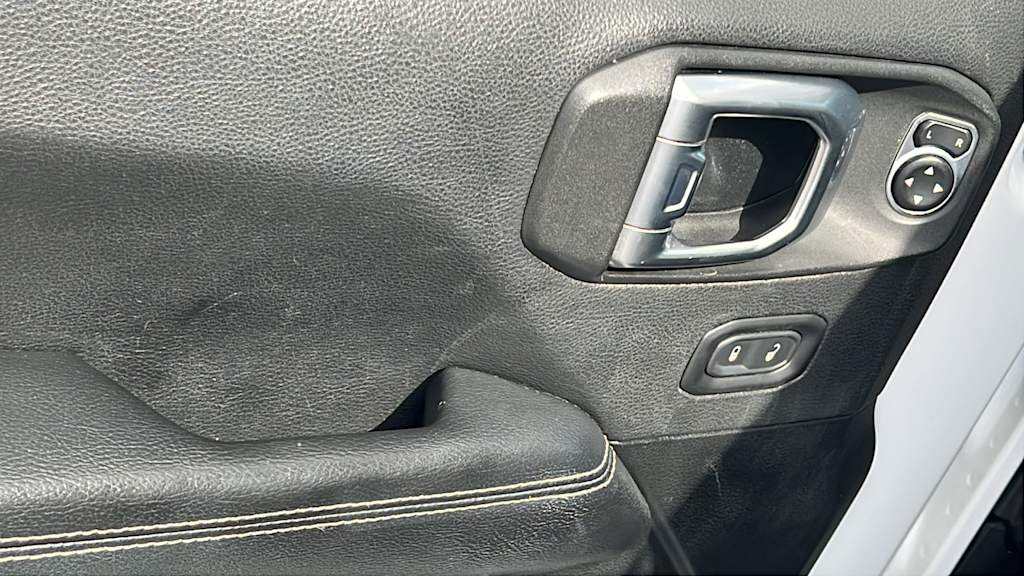 Thumbnail: 2020 Jeep Wrangler - 28