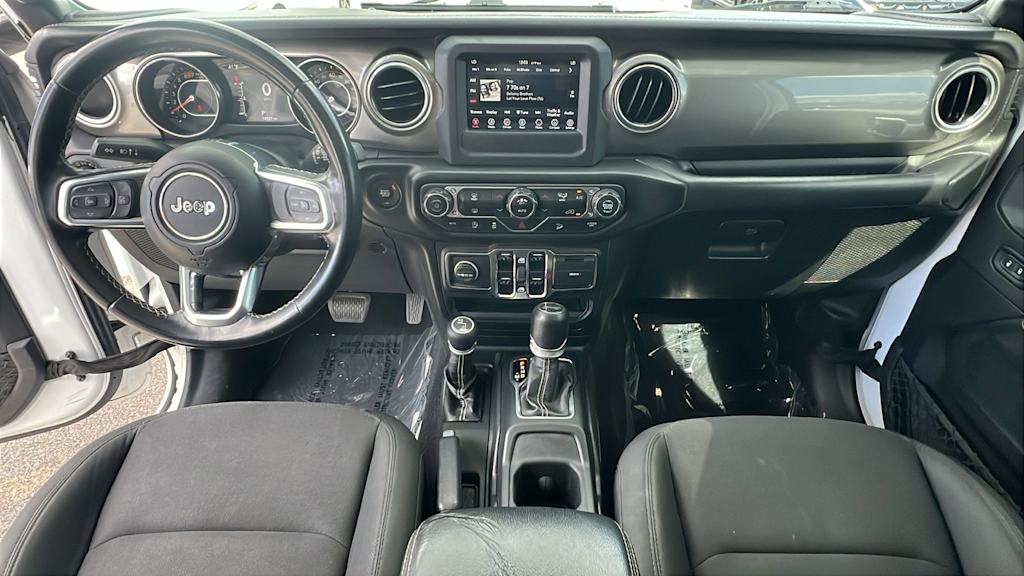 Thumbnail: 2020 Jeep Wrangler - 12