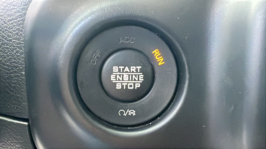 Thumbnail: 2020 Jeep Wrangler - 25