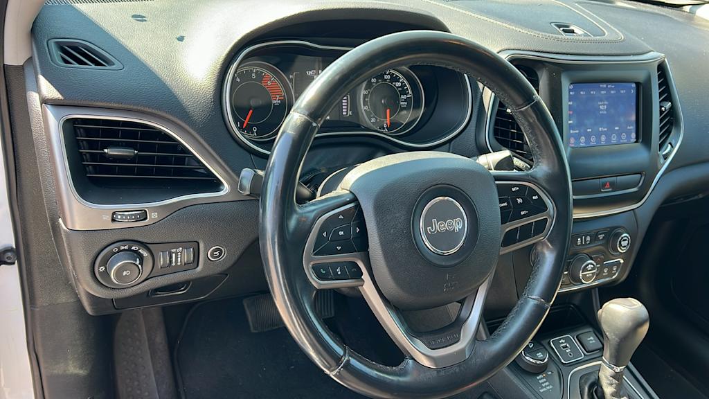 Thumbnail: 2019 Jeep Cherokee - 2