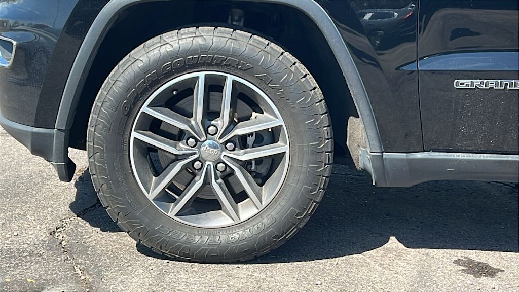 Thumbnail: 2017 Jeep Grand Cherokee - 7