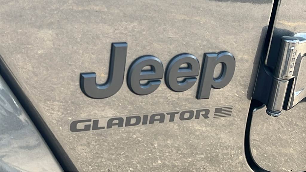 Thumbnail: 2023 Jeep Gladiator - 7