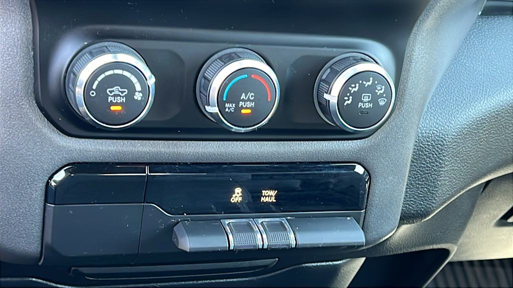 Thumbnail: 2021 RAM 1500 - 23