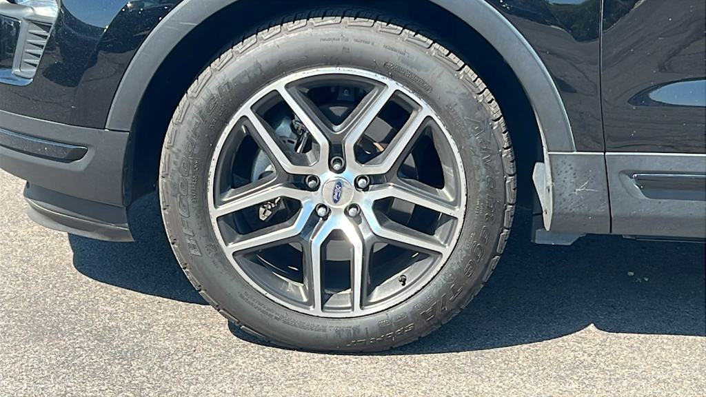 Thumbnail: 2018 Ford Explorer - 7