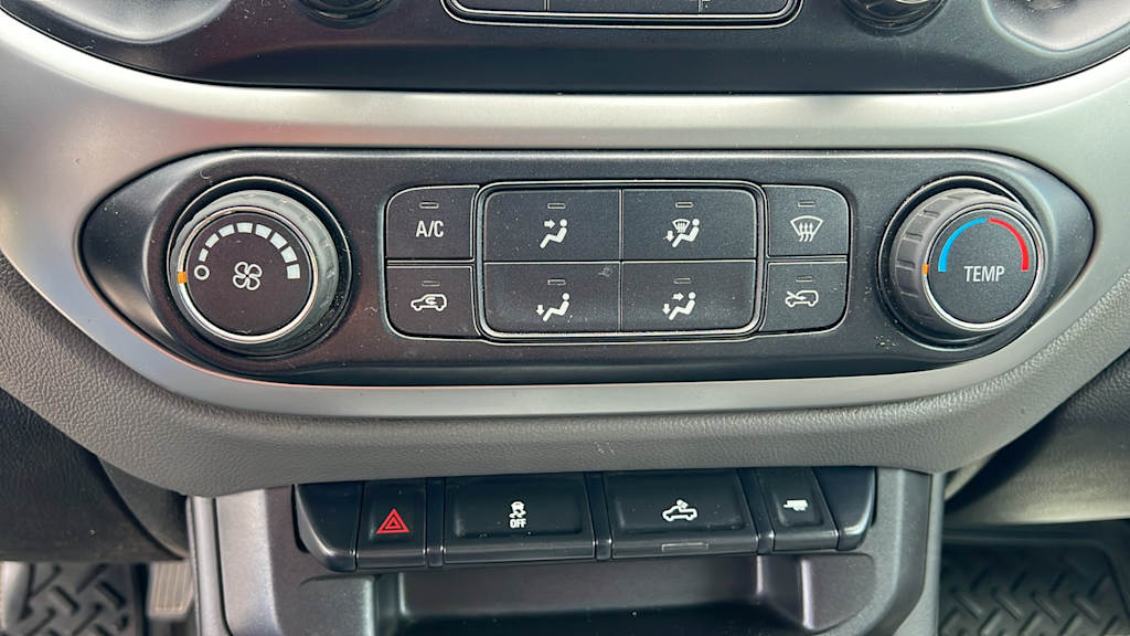 2020 Chevrolet Colorado LT 22