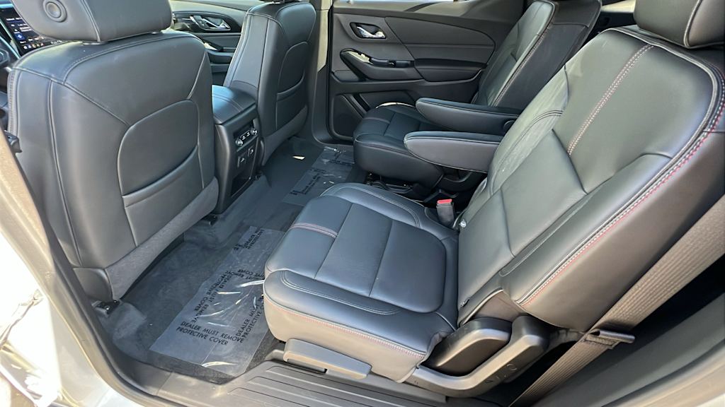 Thumbnail: 2022 Chevrolet Traverse - 12