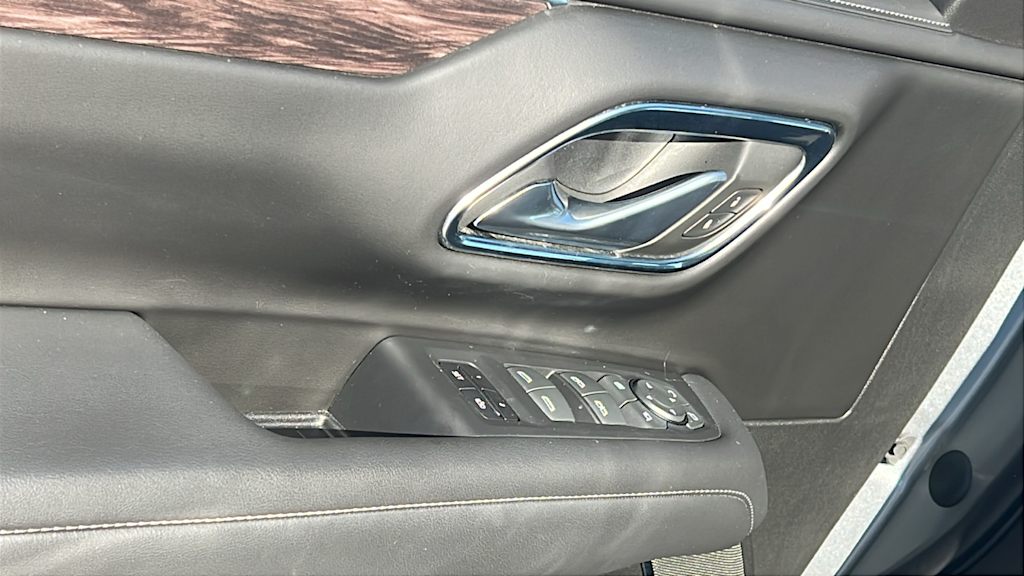 Thumbnail: 2023 Chevrolet Tahoe - 28