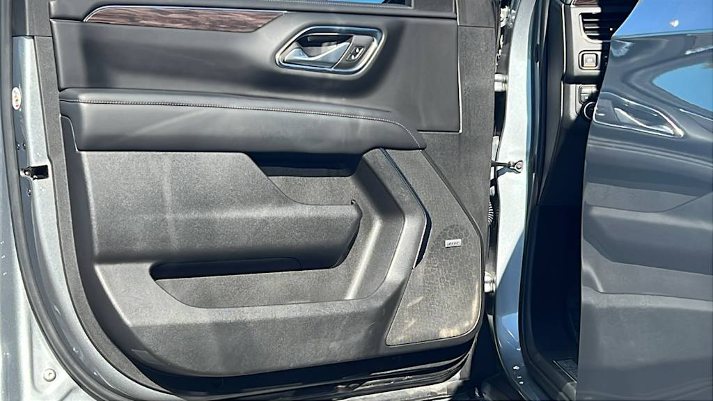 Thumbnail: 2023 Chevrolet Tahoe - 29