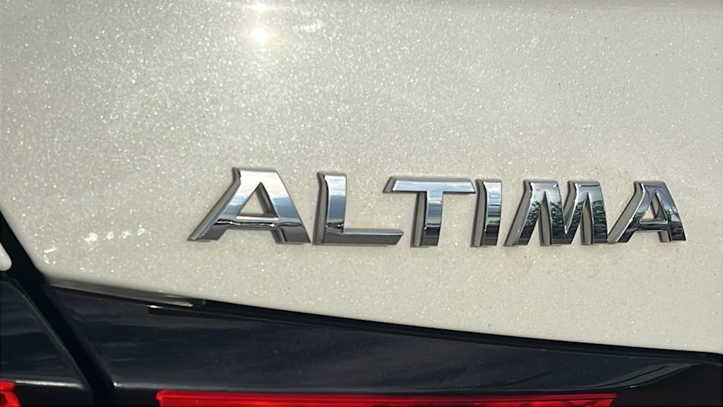 Thumbnail: 2022 Nissan Altima - 7