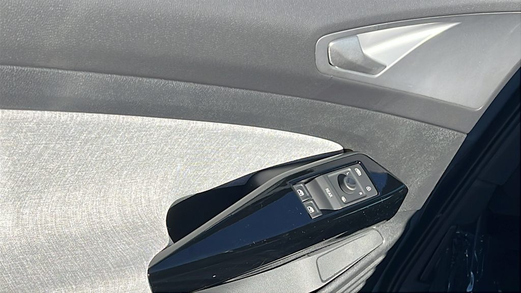 2026 Volkswagen ID.4 PRO - Photo 27