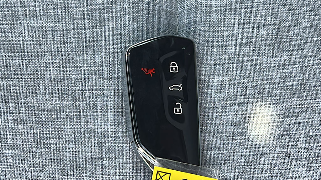 2025 Volkswagen ID.4 PRO - Photo 16