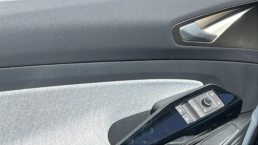 2025 Volkswagen ID.4 PRO - Photo 28