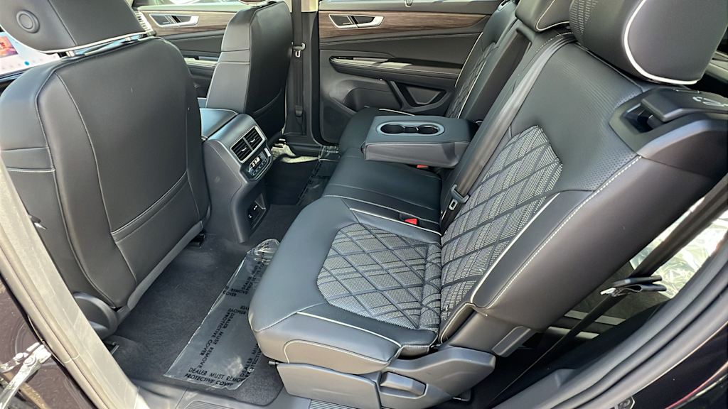 2026 Volkswagen Atlas SEL Premium R-Line - Photo 12