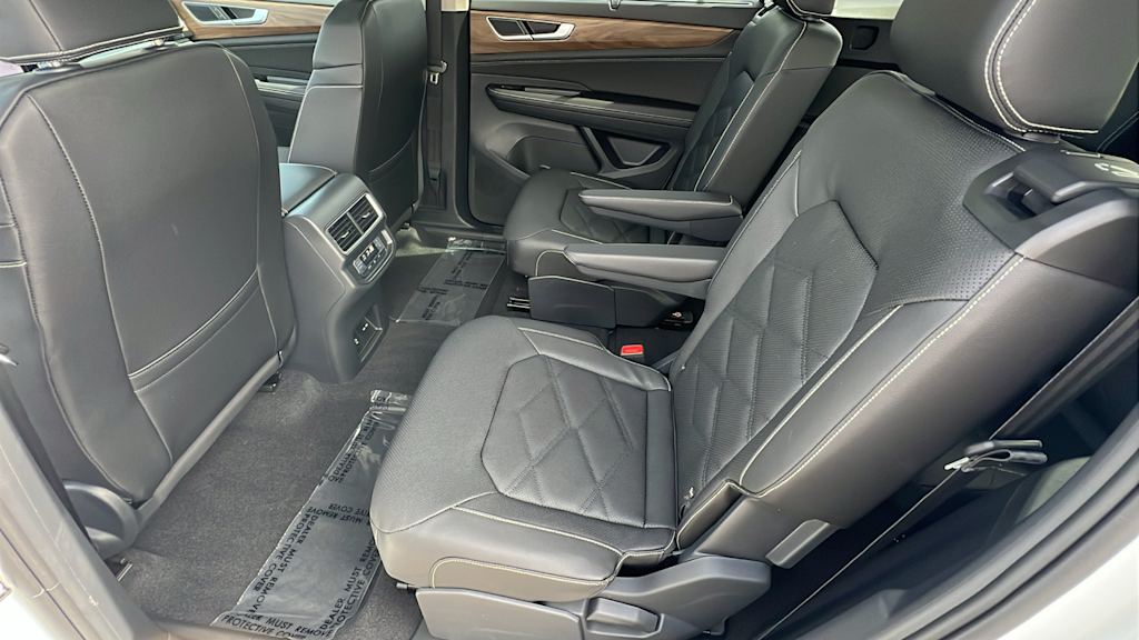 Thumbnail: 2026 Volkswagen Atlas - 12