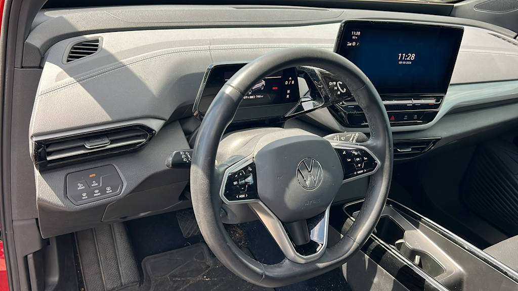 Thumbnail: 2023 Volkswagen ID.4 - 2