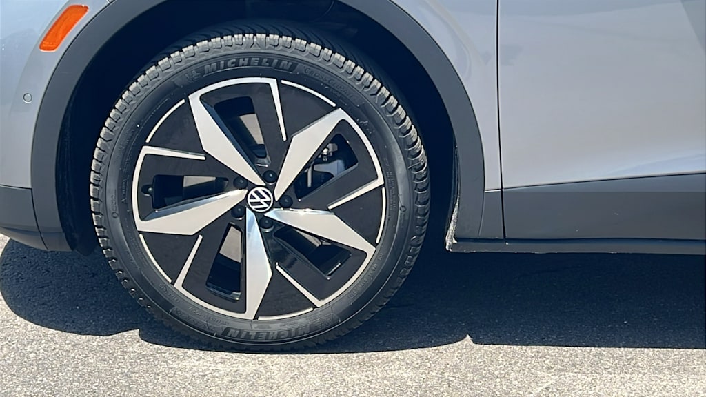Thumbnail: 2023 Volkswagen ID.4 - 7