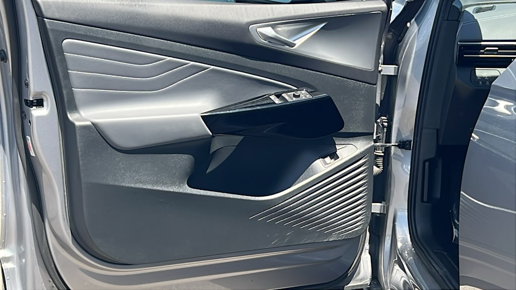 Thumbnail: 2023 Volkswagen ID.4 - 26