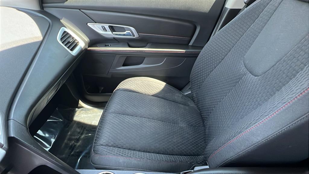 Thumbnail: 2015 GMC Terrain - 11