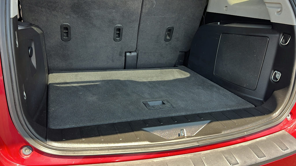 Thumbnail: 2015 GMC Terrain - 17