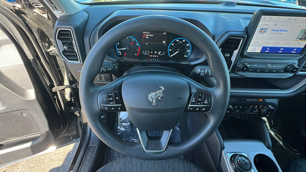 Thumbnail: 2023 Ford Bronco Sport - 8