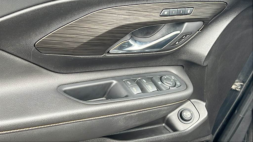 Thumbnail: 2019 GMC Terrain - 28