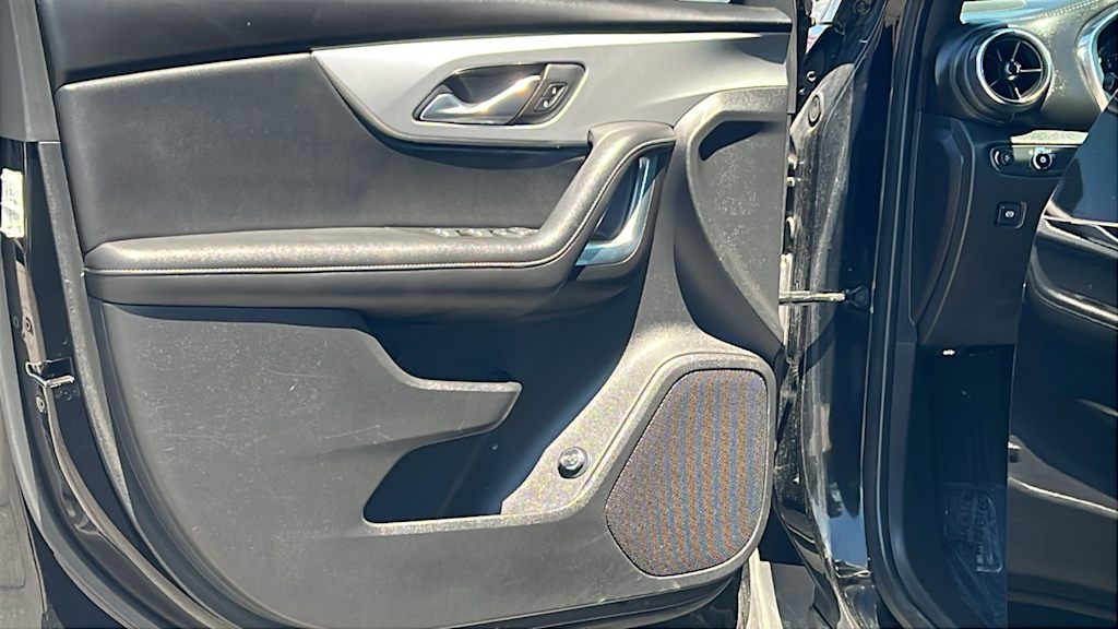 Thumbnail: 2021 Chevrolet Blazer - 29