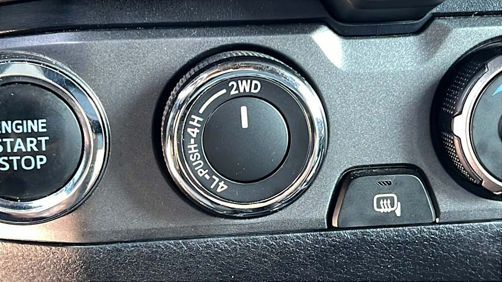 Thumbnail: 2022 Toyota Tacoma - 31