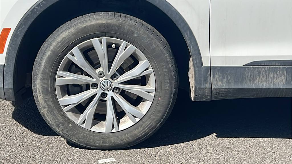 Thumbnail: 2019 Volkswagen Tiguan - 6