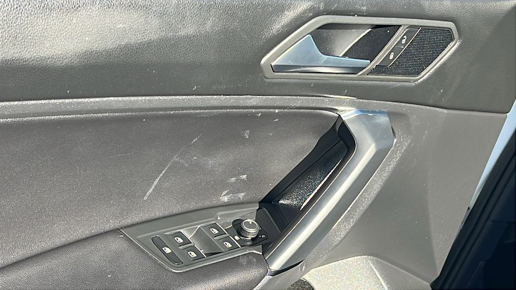 Thumbnail: 2019 Volkswagen Tiguan - 27