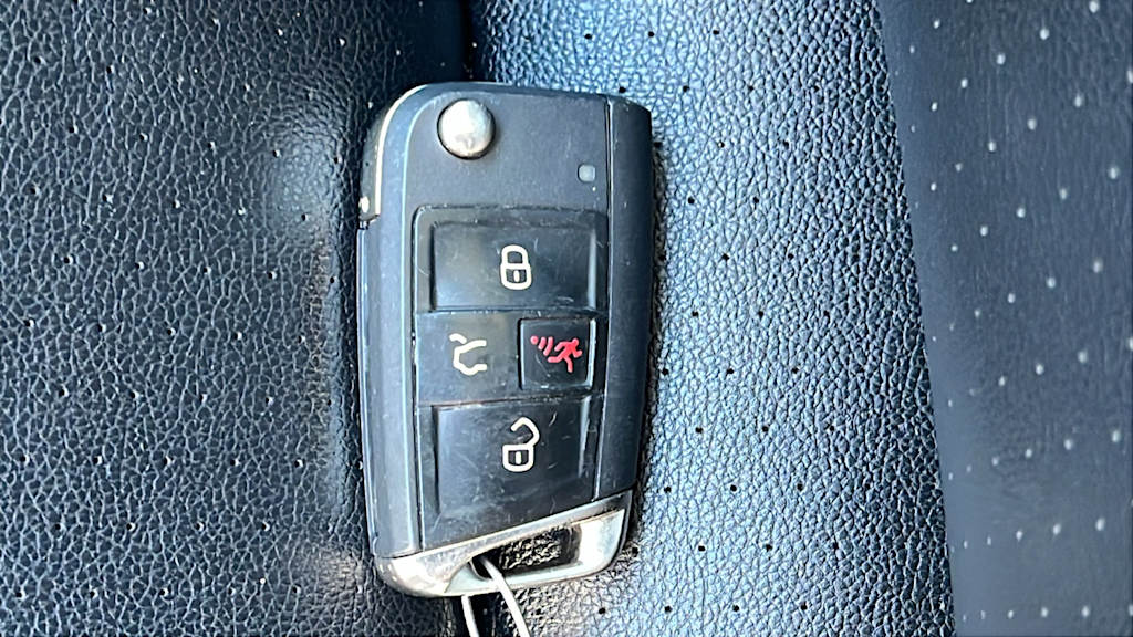 Thumbnail: 2019 Volkswagen Tiguan - 17