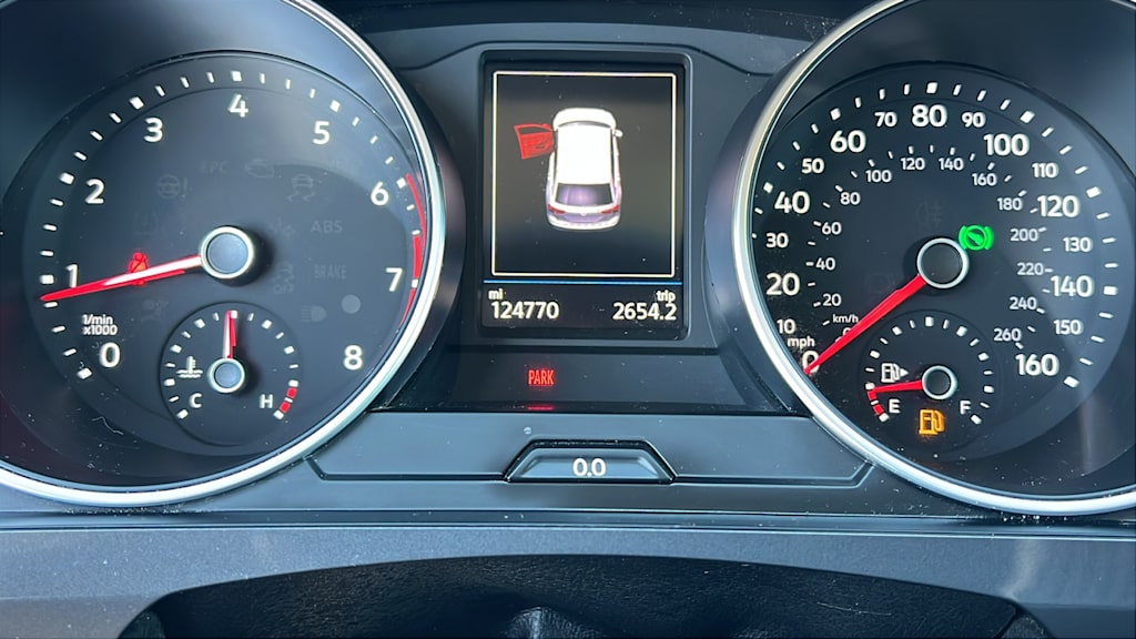 Thumbnail: 2019 Volkswagen Tiguan - 15