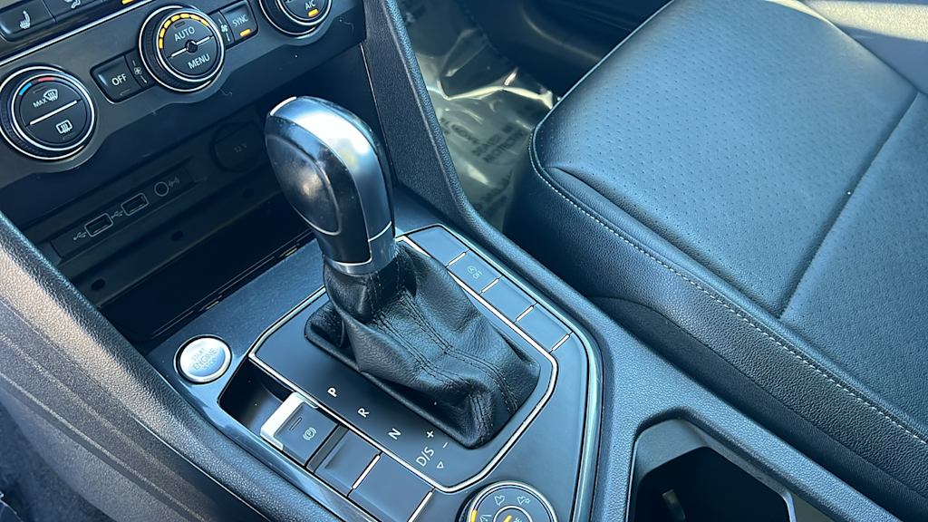 Thumbnail: 2019 Volkswagen Tiguan - 14