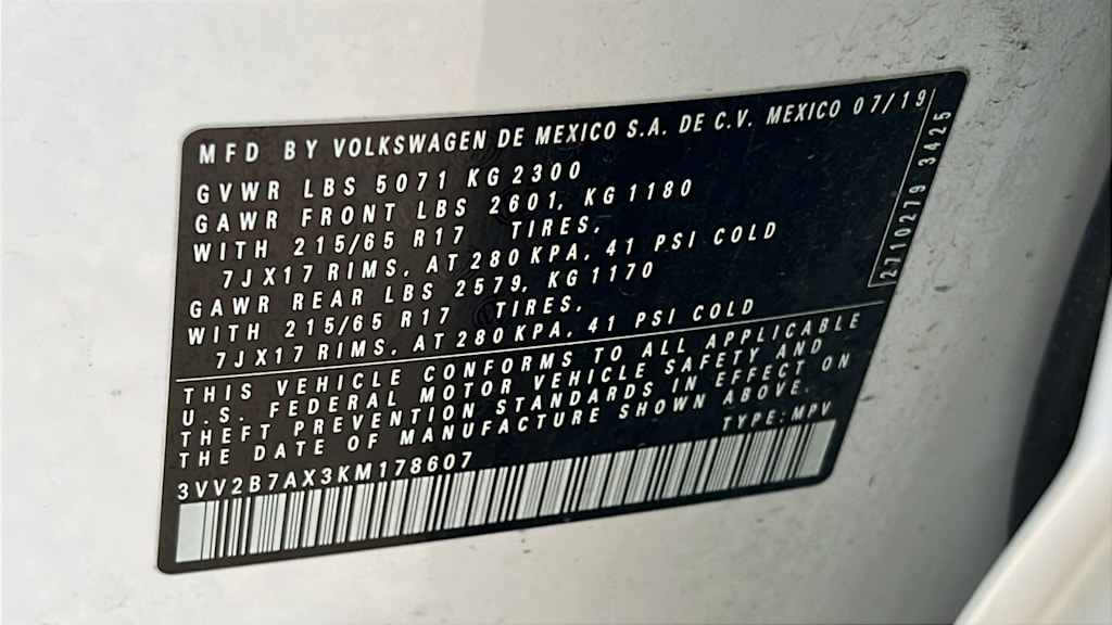 Thumbnail: 2019 Volkswagen Tiguan - 18