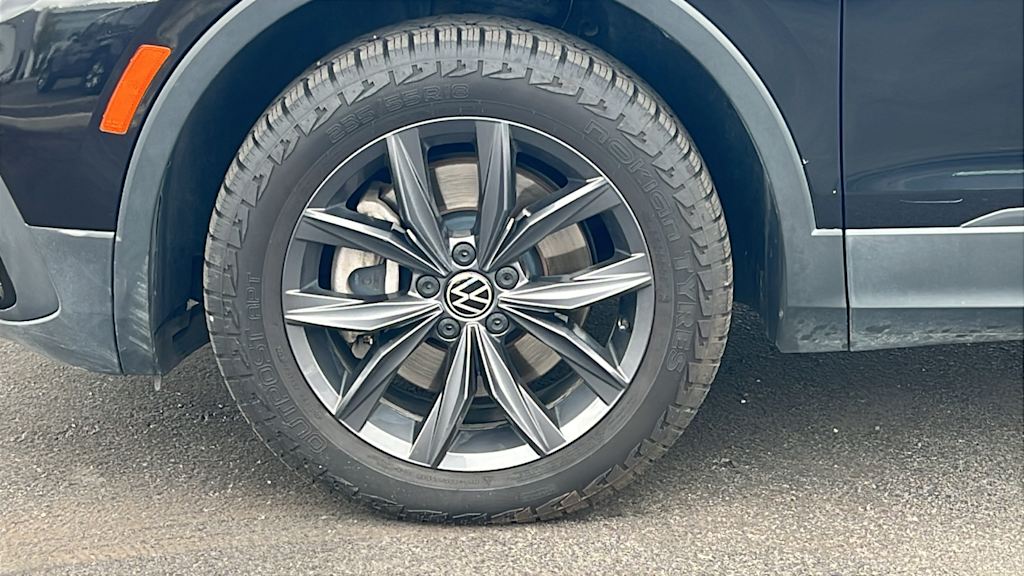 Thumbnail: 2022 Volkswagen Tiguan - 8