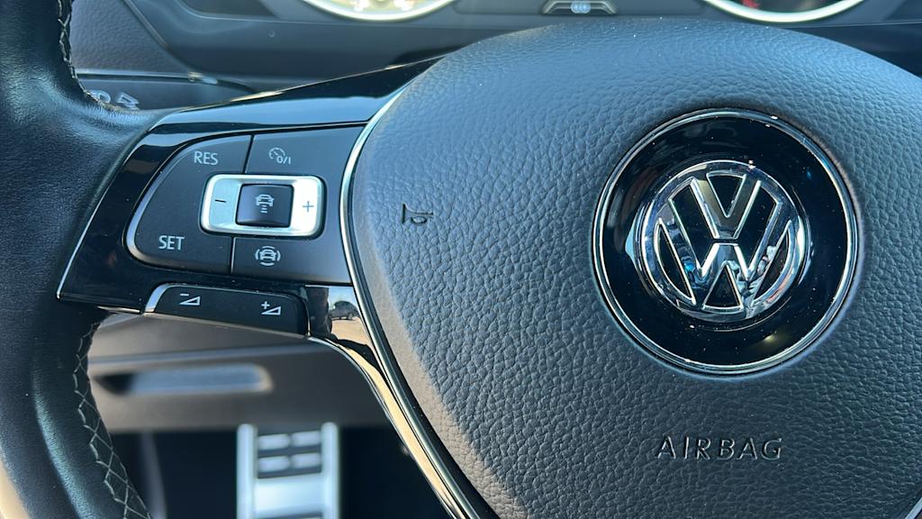 Thumbnail: 2021 Volkswagen Tiguan - 26