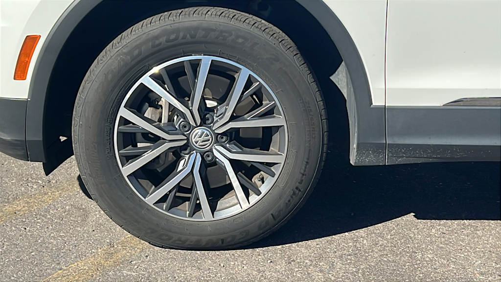 Thumbnail: 2020 Volkswagen Tiguan - 7